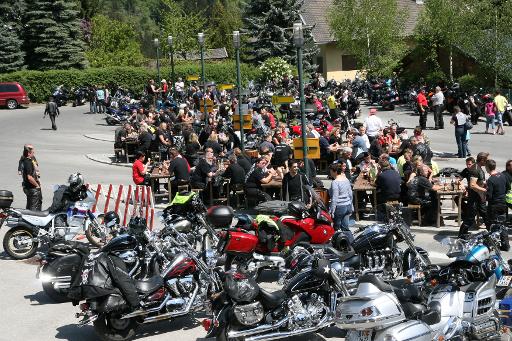 Rollin' Toys-Biker helfen Kindern-Tour 2011